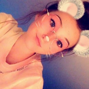 Meet your Posher, Natalie